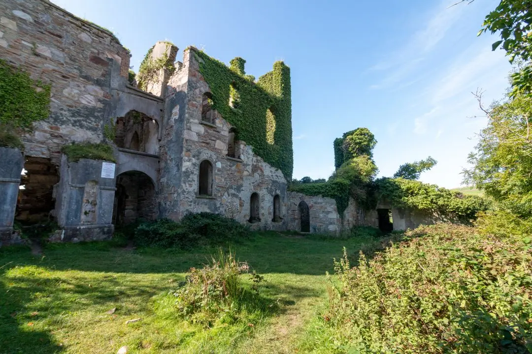 clifden castle inner courtyard